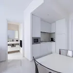 Alberti 아파트